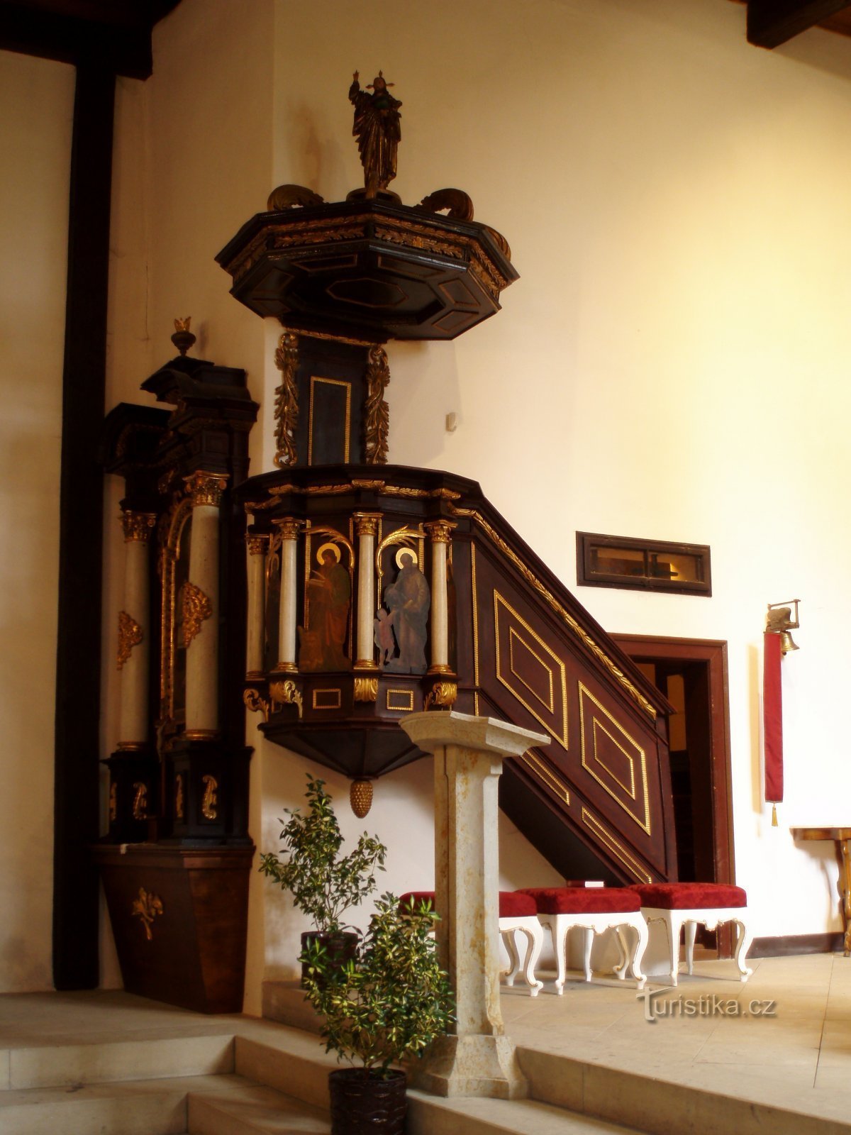 Église de St. Jean-Baptiste au château (Hradec Králové, 25.10.2009/XNUMX/XNUMX)