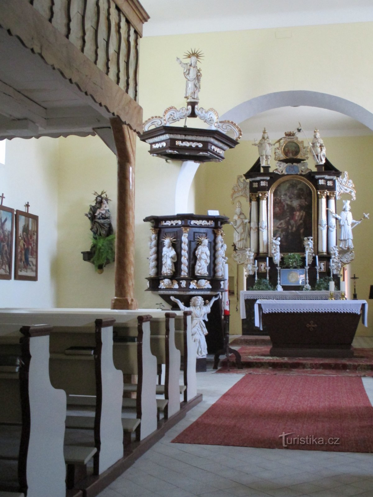 Kirche St. Johannes der Täufer (Rohenice)