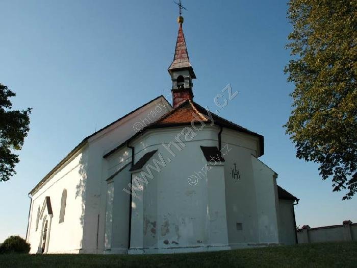 kostel sv. Jana Křtitele se zvonicí