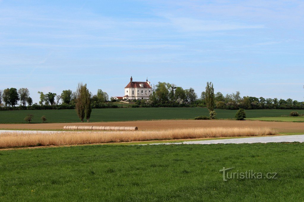 Kerk van St. Johannes de Doper bij Radomyšle, uitzicht vanuit het noorden