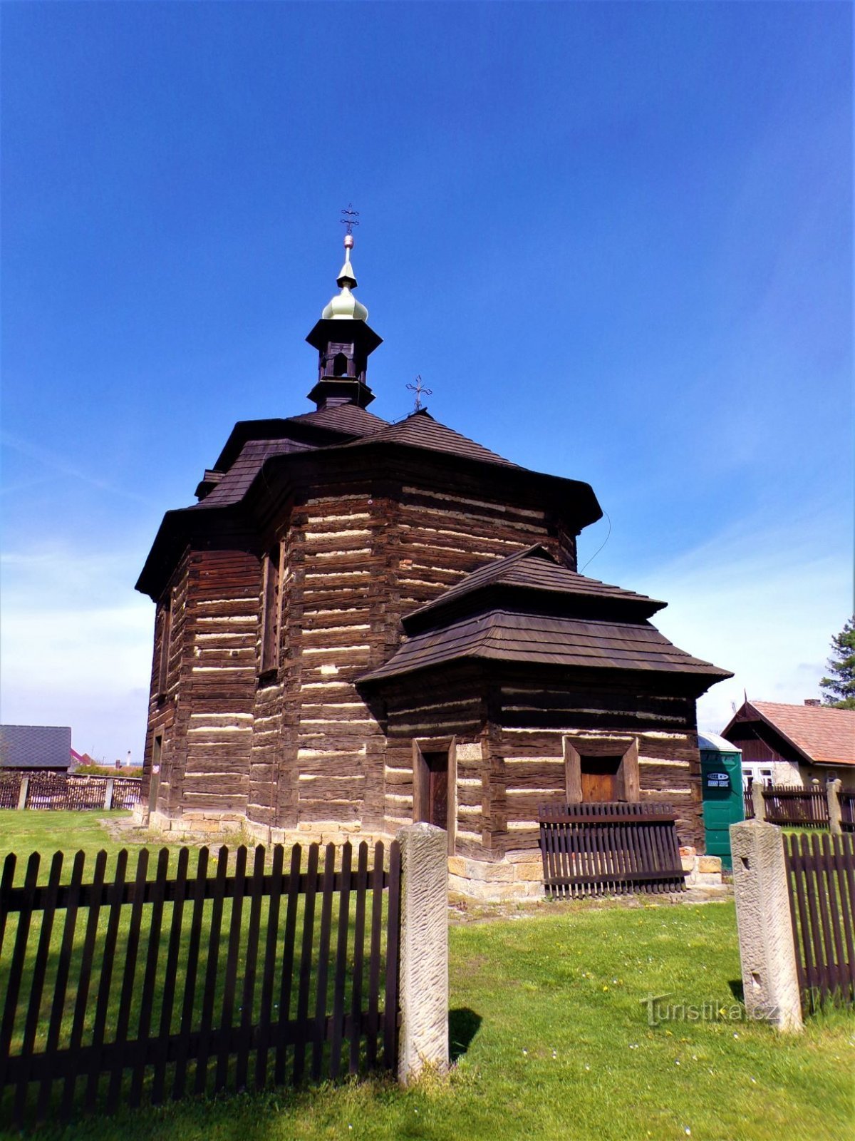 Kościół św. Jerzy męczennik (Loucná Hora, 30.4.2021)