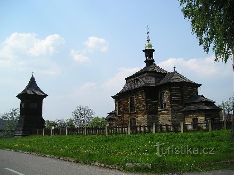 templom Szent György a harangtoronnyal