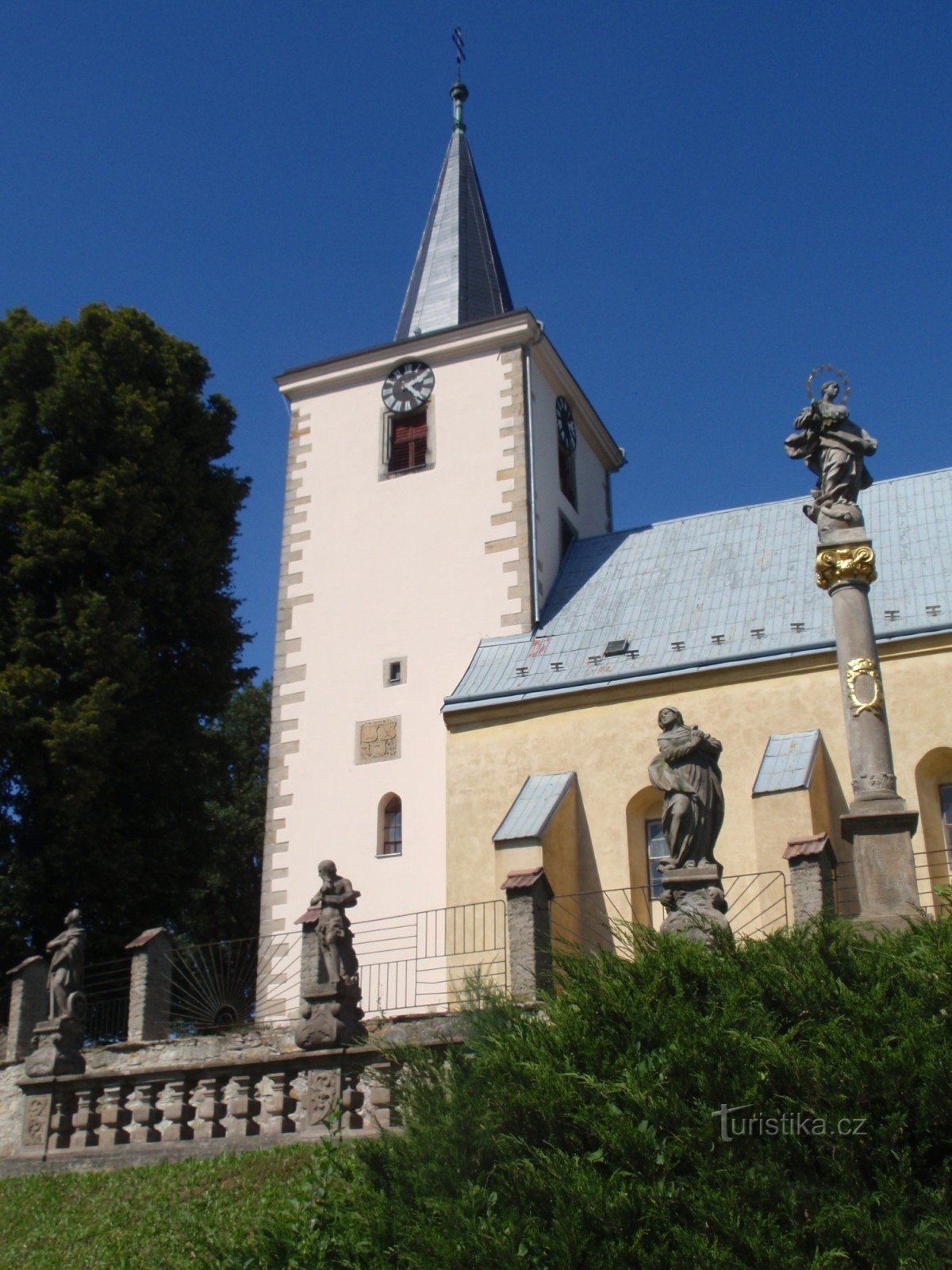Pyhän kirkko Jiří Kunčínissa