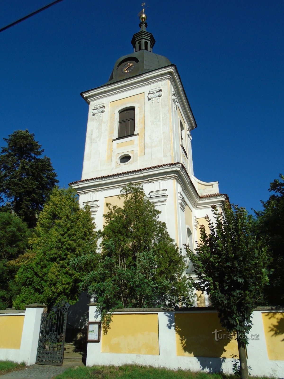 Biserica Sf. Clement, Papa (Dobřenice)