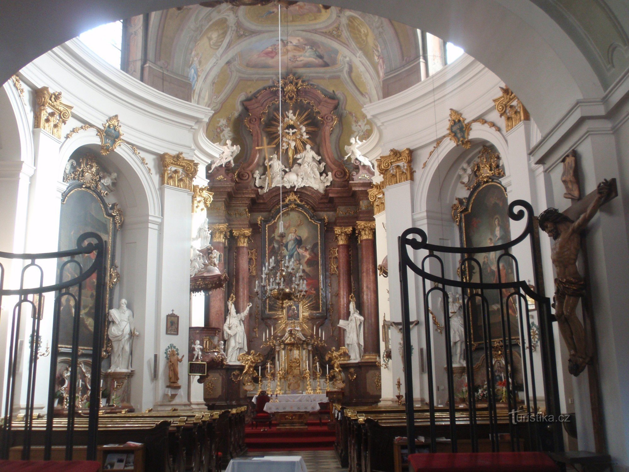 Pyhän kirkko Leopold, Brno