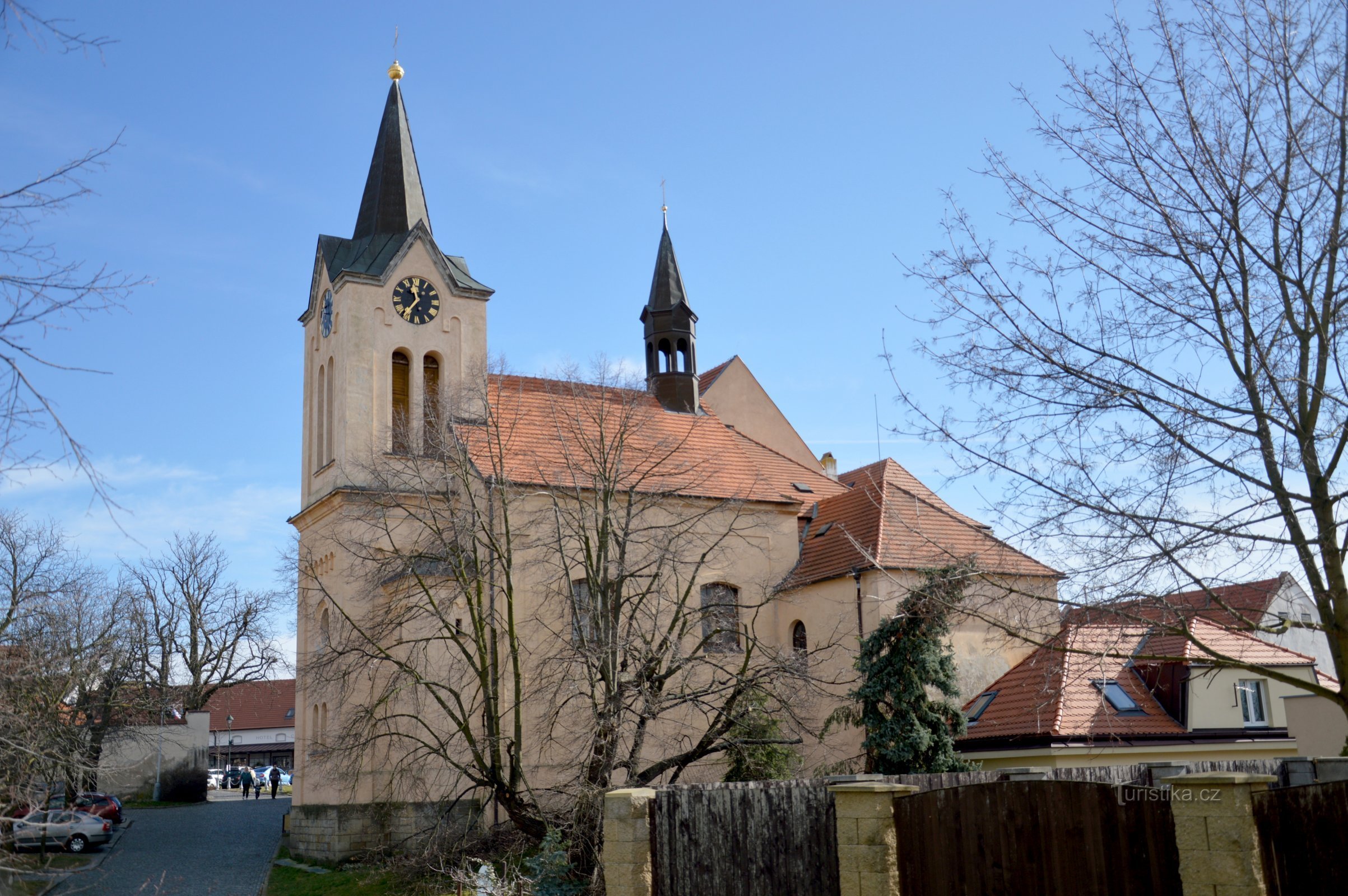 Biserica Sf. Ludmily Praga - Laudă