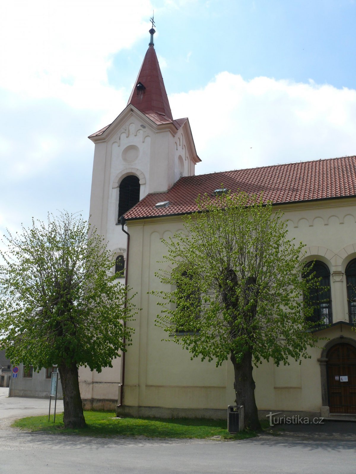 templom Szent Martin Třebotovban