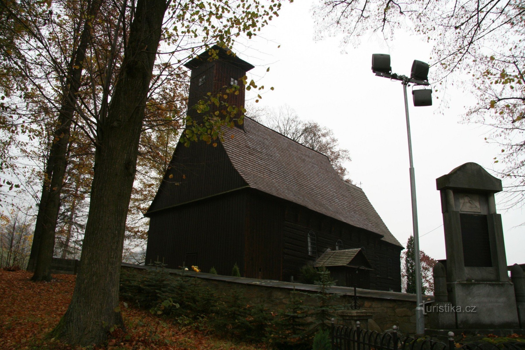 iglesia de st. Martín en Žárov