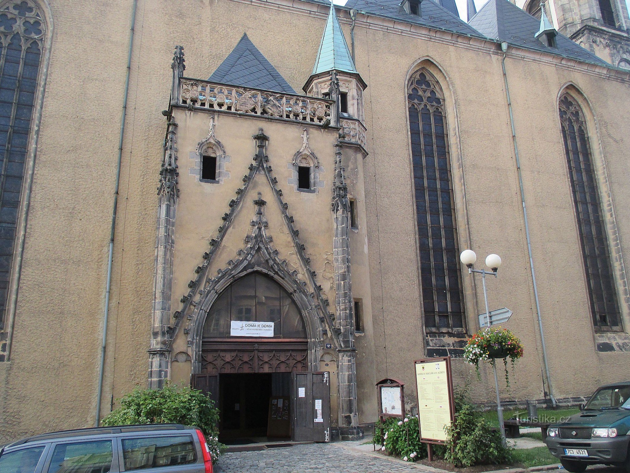 Kyrkan St. Nicholas och St. Albaty i Cheb