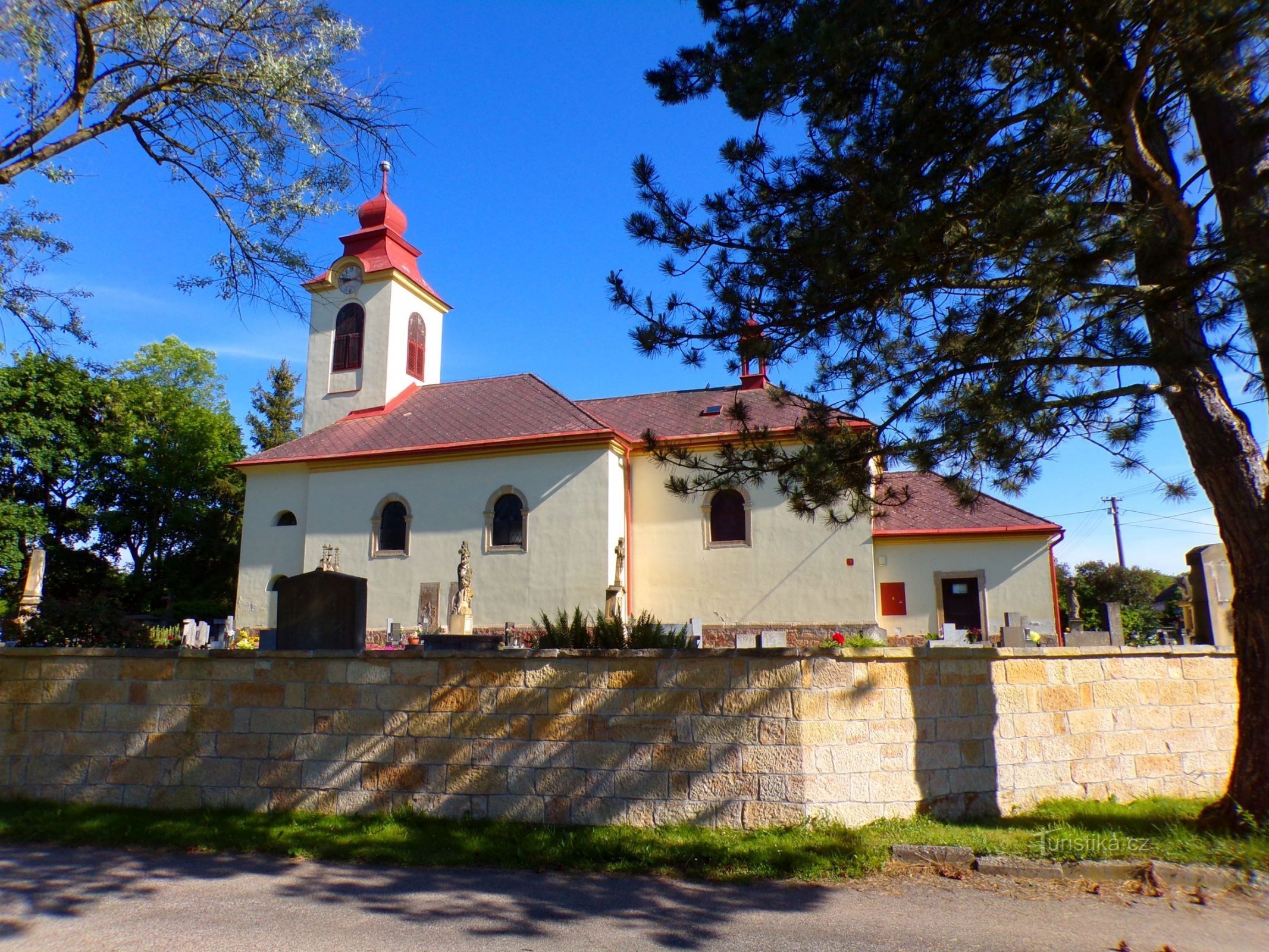 Church of St. Nicholas, bishop (Choteč, 31.5.2022)