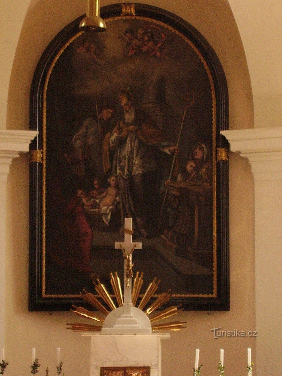 Kyrkan St. Nicholas i Deblín - interiör