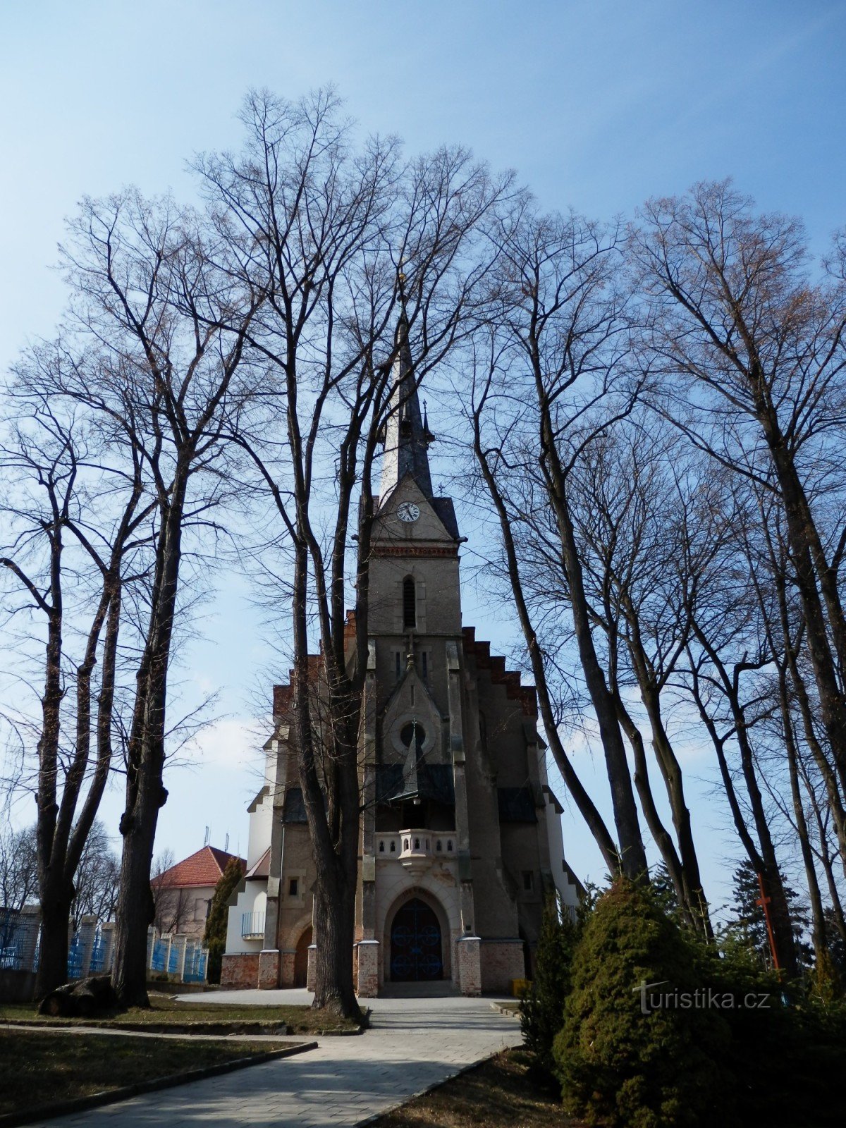 kirken St. Nicholas i Tvarožná