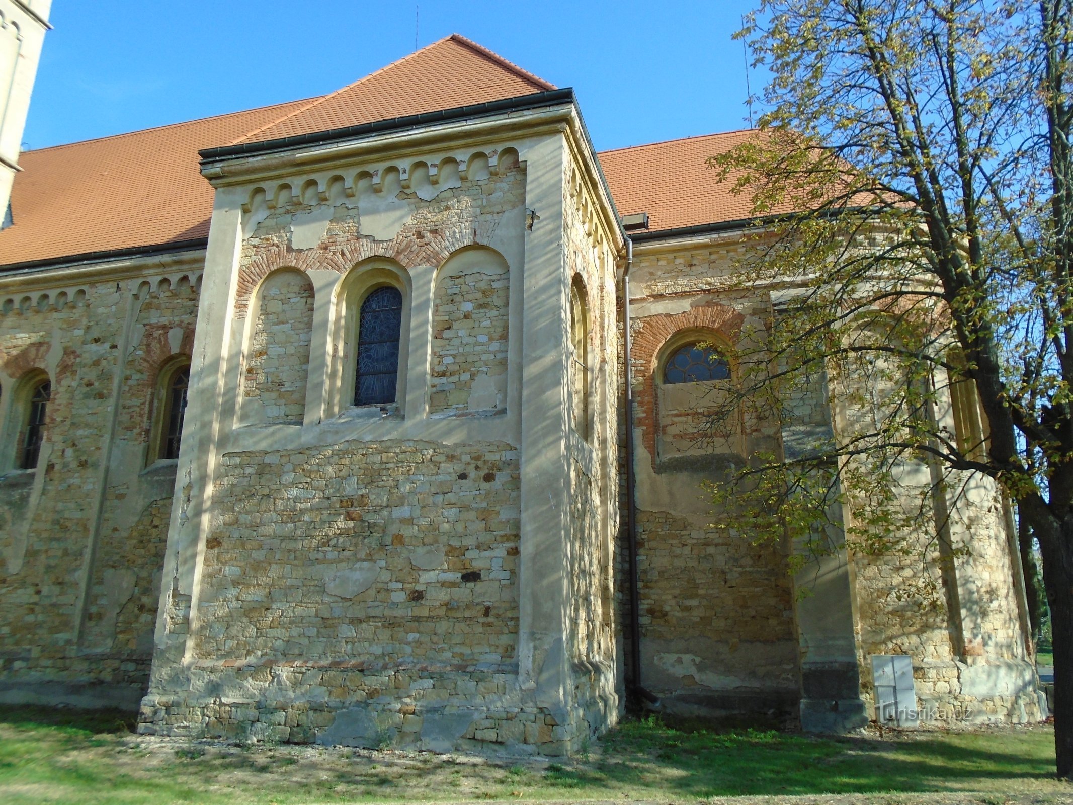 Église de St. Pierre et Paul, les apôtres (Babice u Nechanice)