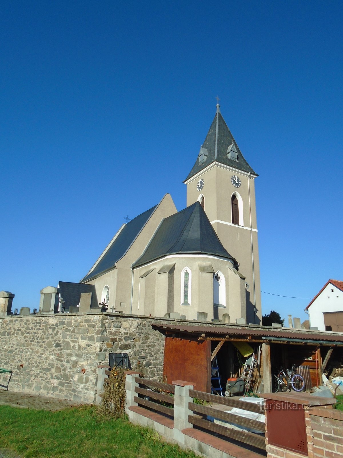 Église de St. Pierre et Paul, les apôtres (Dříteč)