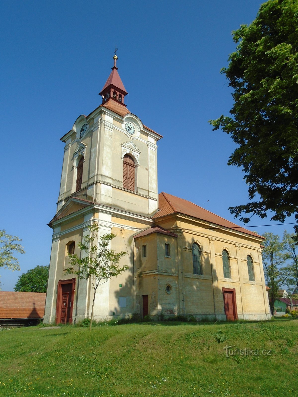 Iglesia de San Pedro y Pablo (Jeníkovice, 12.5.2018 de agosto de XNUMX)