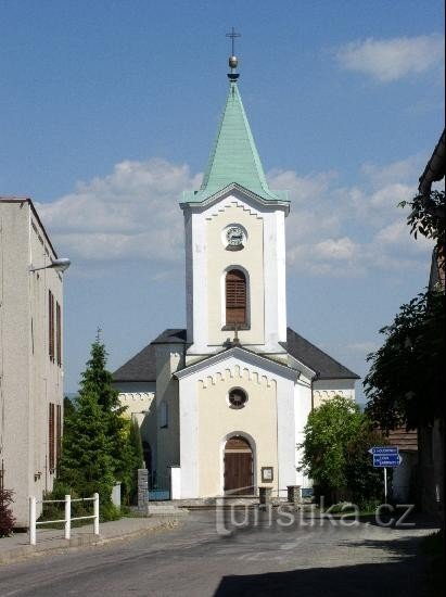 kirche st. Peter und Paul in Voděrady