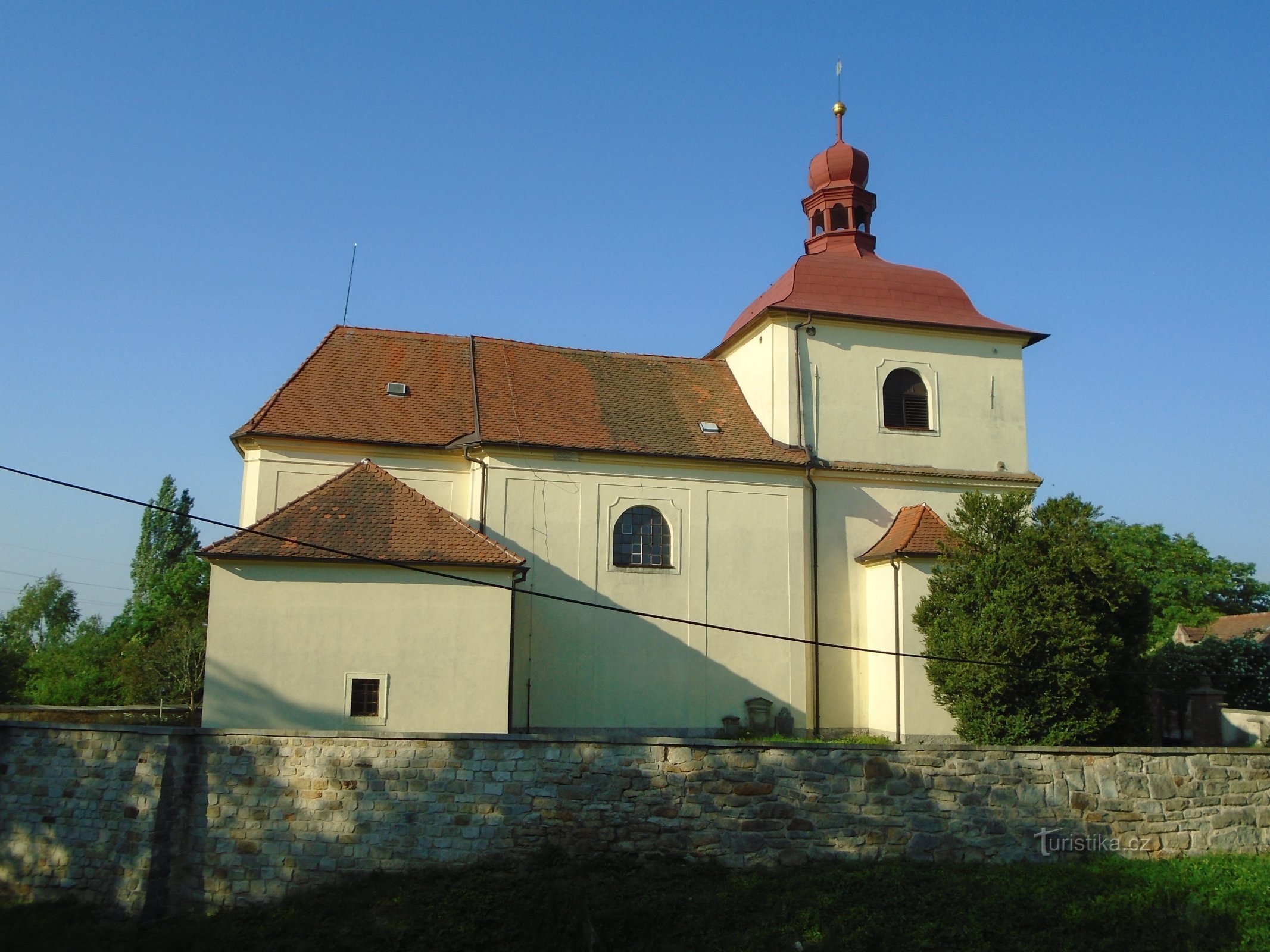 Pyhän kirkko Stanislav, piispa ja marttyyri (Sendražice)