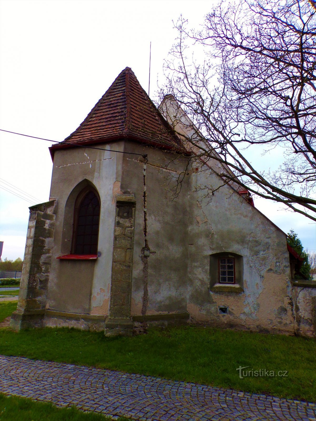 Kerk van St. Václav in Rosice nad Labem (Pardubice, 22.4.2022 april XNUMX)