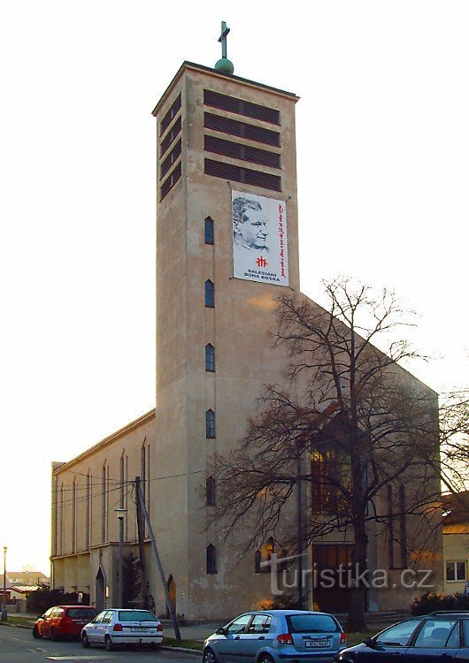 Cerkev sv. Vojtěcha - Čtyři Dvory - České Budějovice
