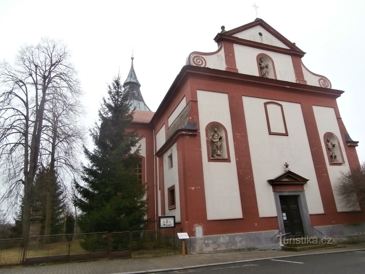 Kostel svatého Bartoloměje a Nanebevzetí Panny Marie v Doksech
