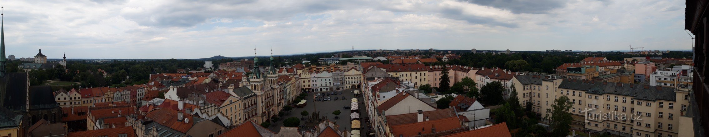 Kyrkan Saint Bartholomew i Pardubice