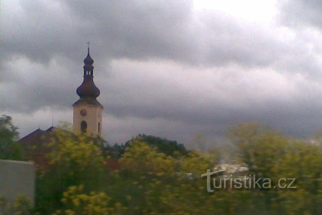 Kyrka i České Zlatníky