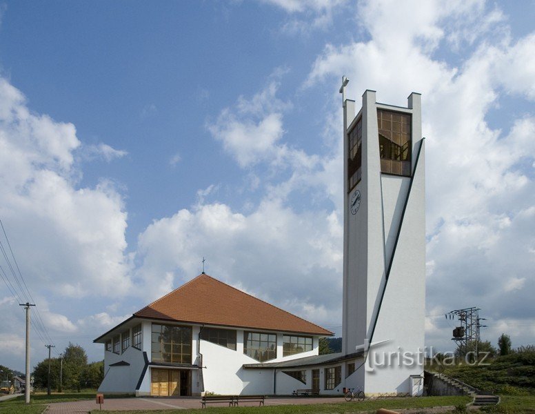 Kerk in Karolinka