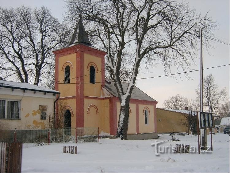 Chiesa nel villaggio di Vrbice