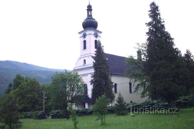 Kerk in Pražmo