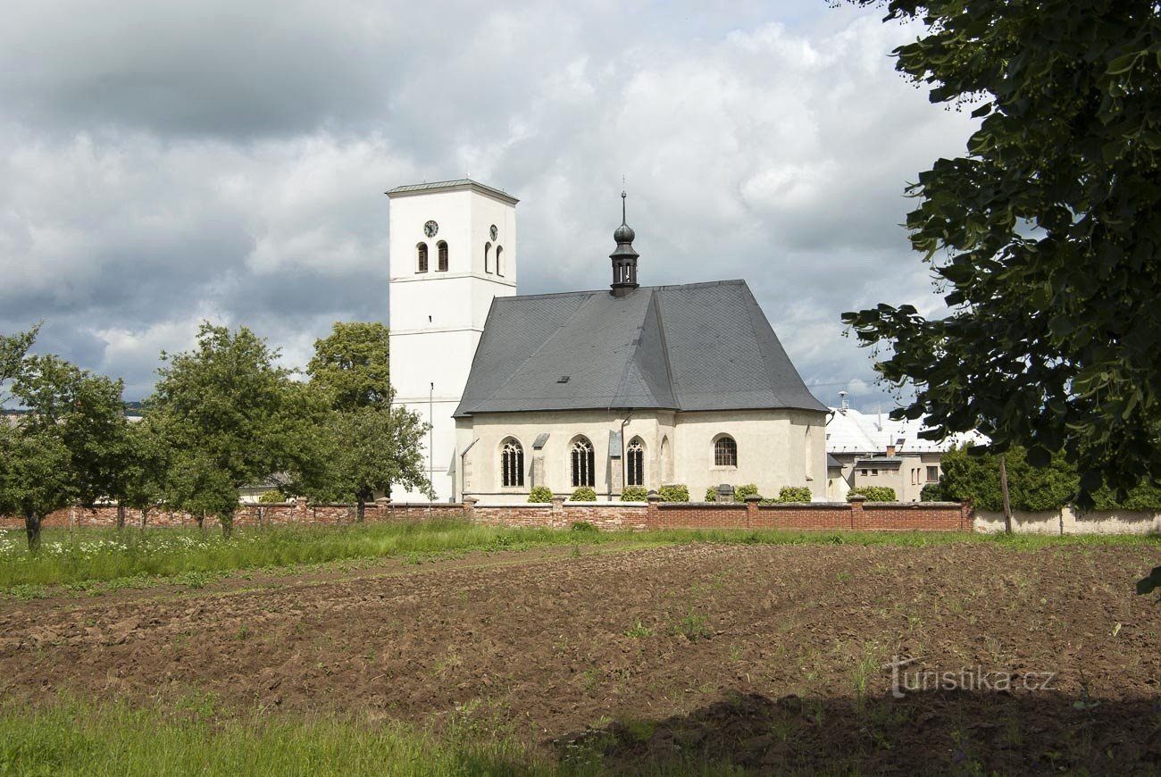 Kostel v Šumvaldě