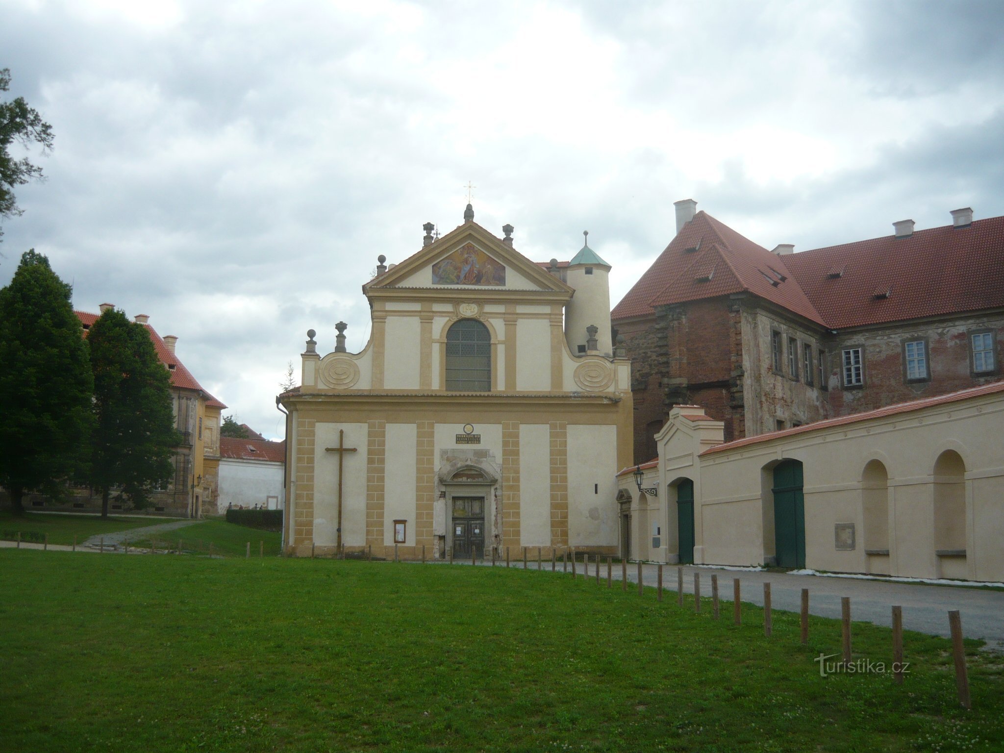 Die Kirche, in der noch heute Gottesdienste abgehalten werden