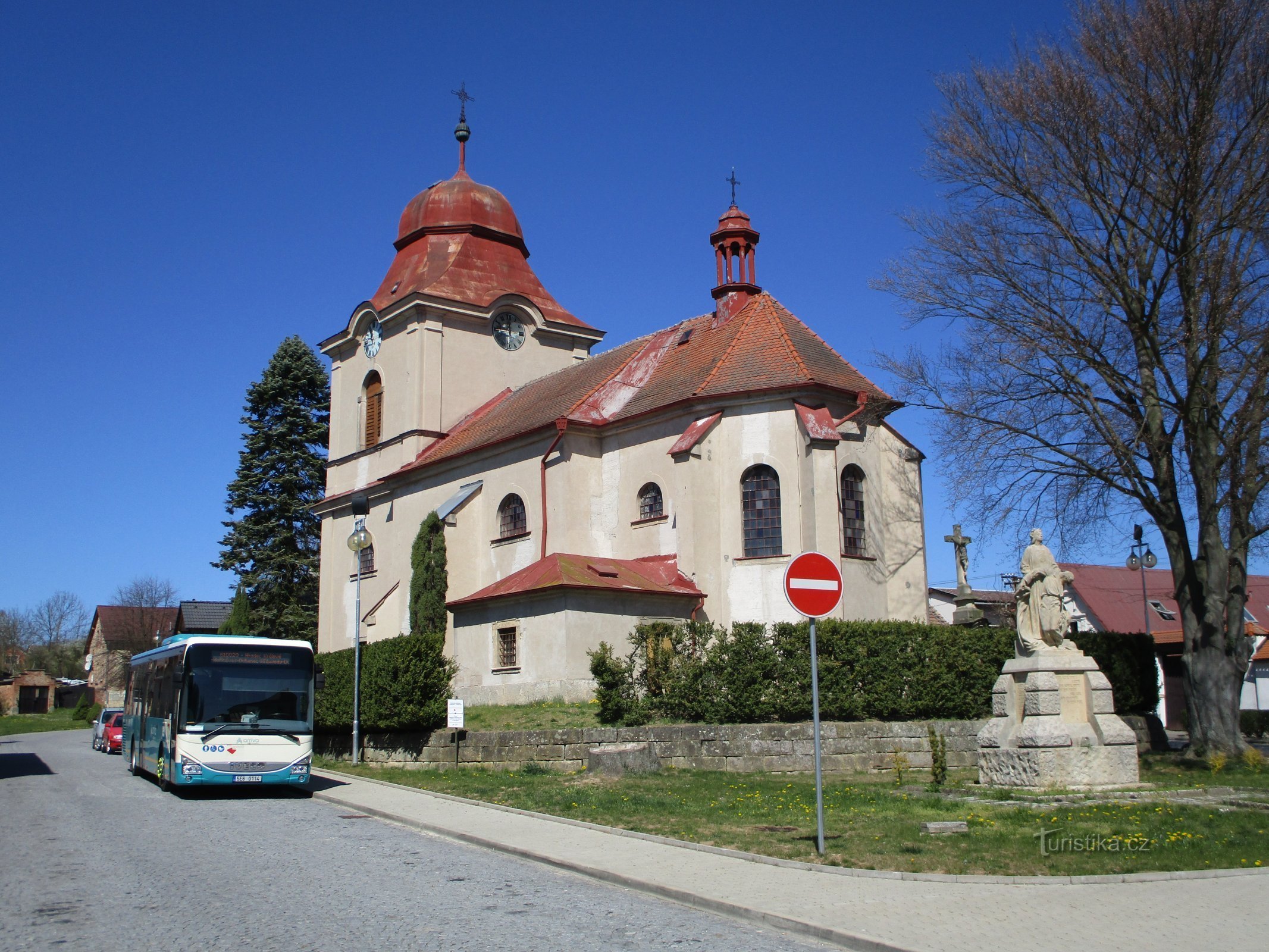 Iglesia de Todos los Santos (Velký Vřešťov, 20.4.2020/XNUMX/XNUMX)