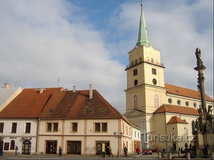 Kyrka från TGMasaryka torg