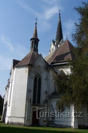 Igreja de vários ângulos