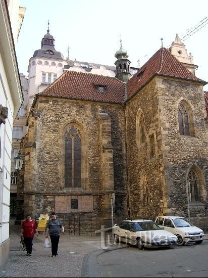 Cerkev s severovzhoda