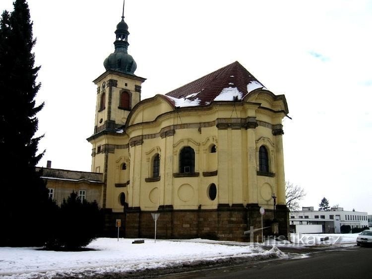 Église de l'Épiphanie : vue du nord