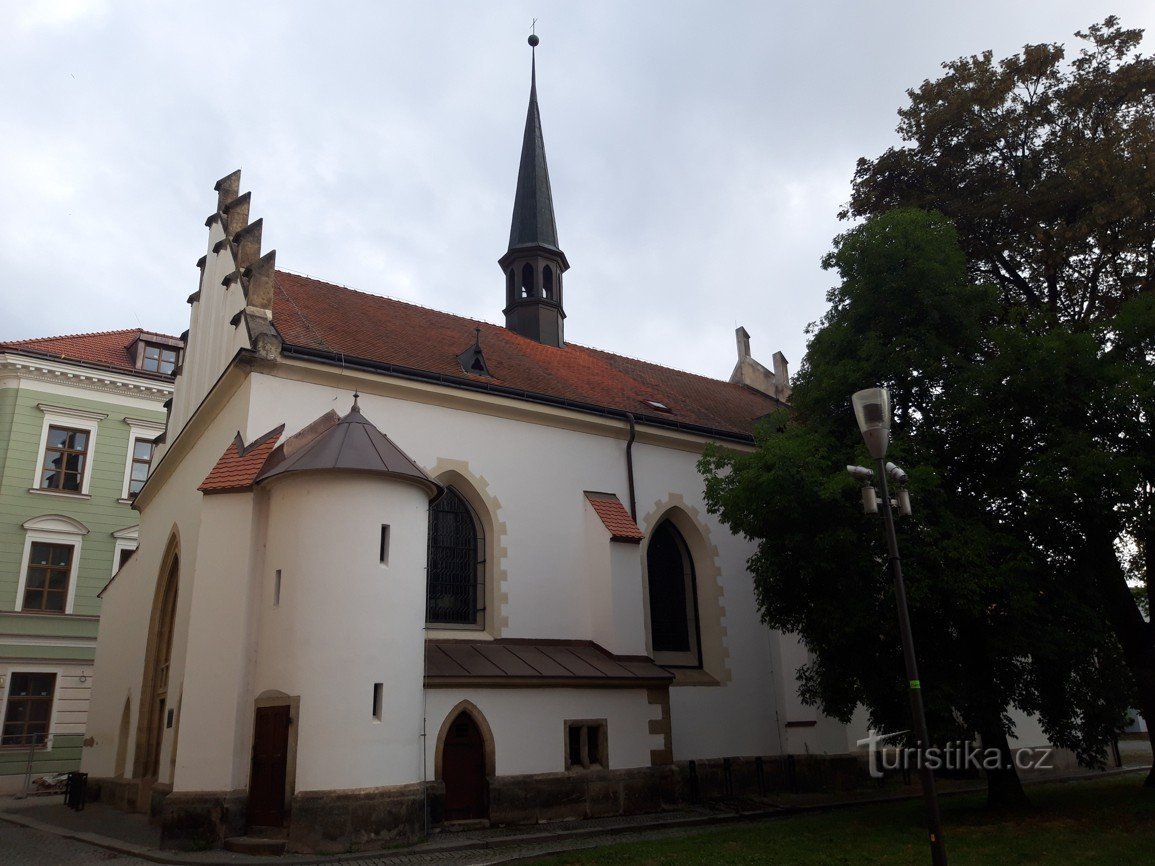 Kerk van de Aankondiging van de Maagd Maria in Pardubice