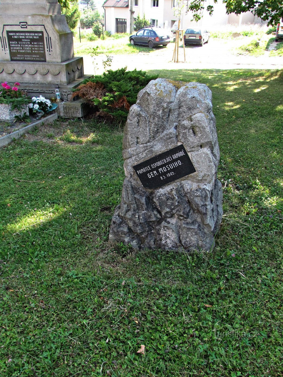 Kostelan monument