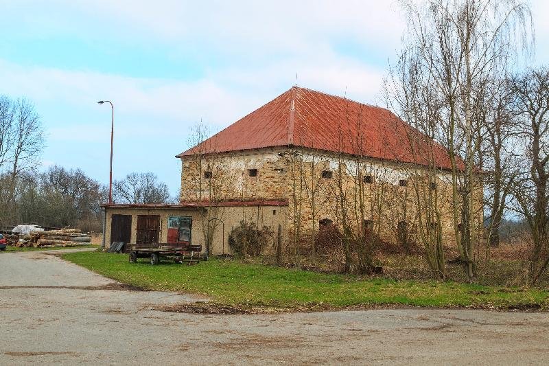 Kostelecká Lhotka