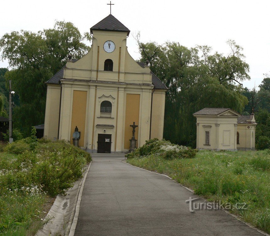 Alkantara-i Szent Péter-templom Karvinában - Dole