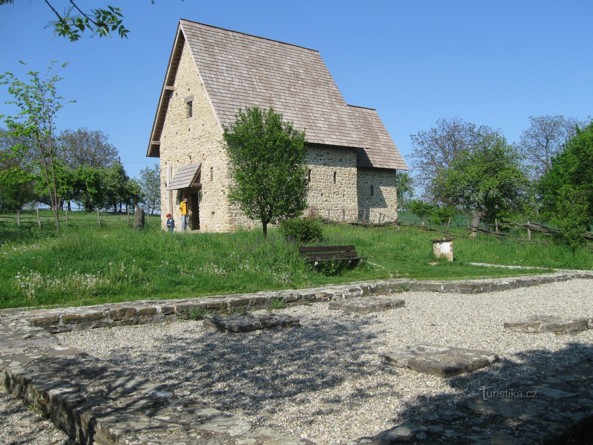 A igreja na localidade de Na díle