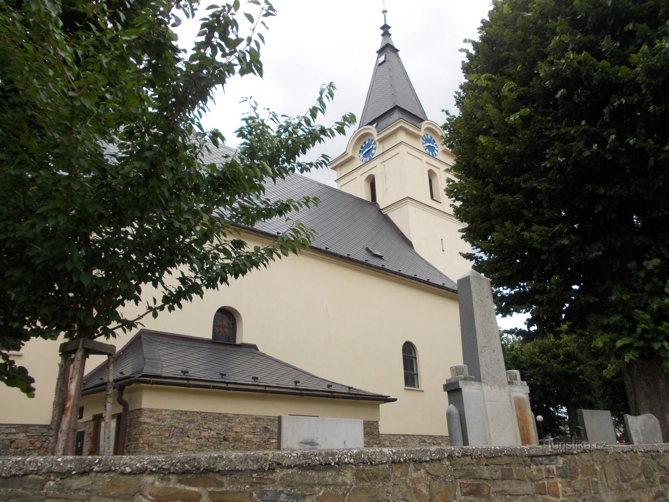 Szentháromság templom