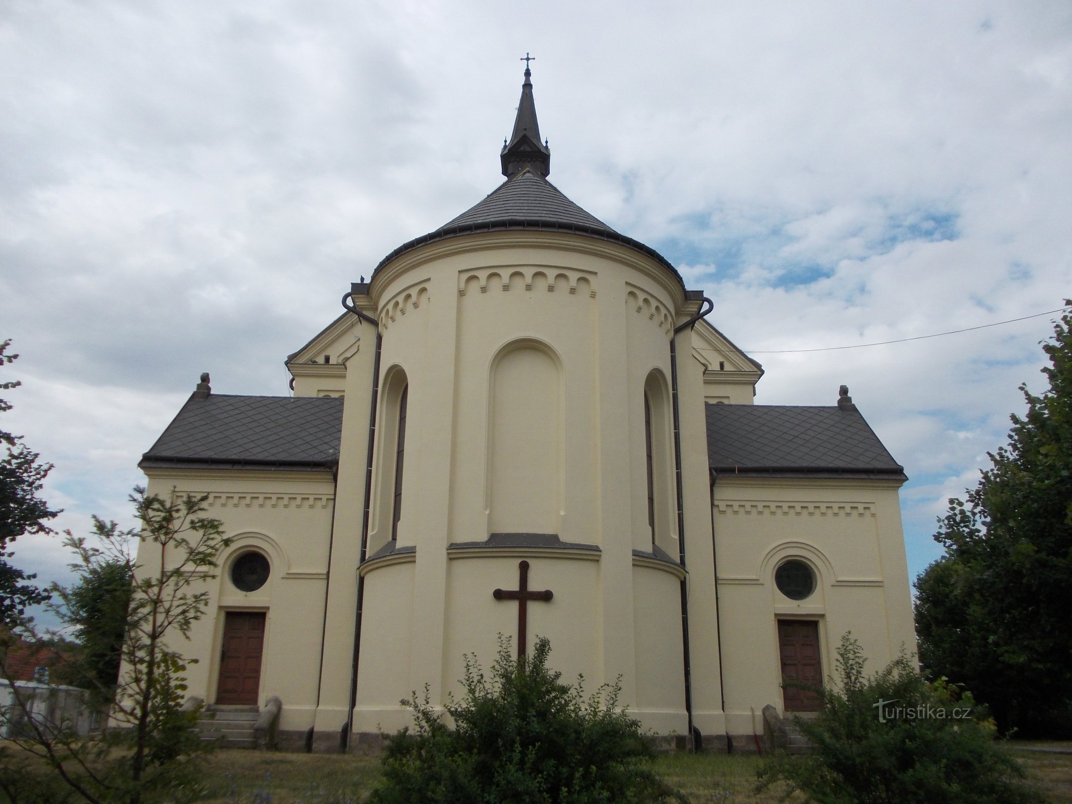 kyrkan bakifrån