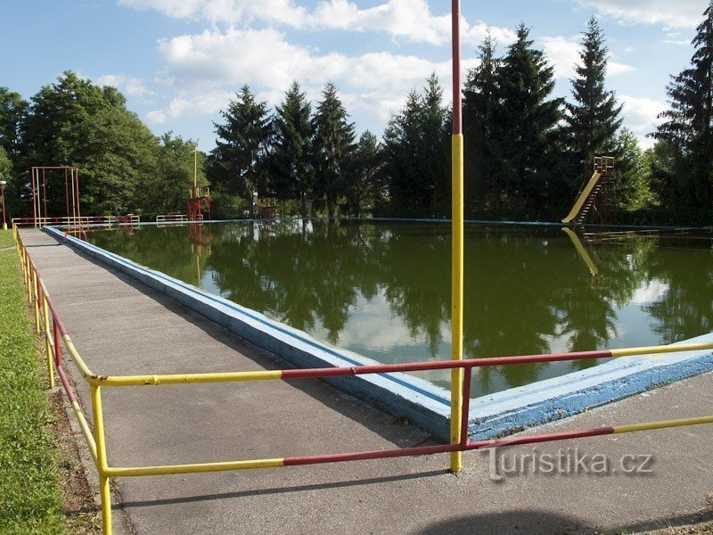 Klopina swimming pool