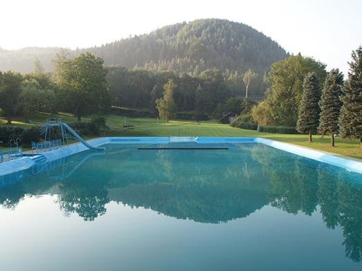 Košťálov swimming pool