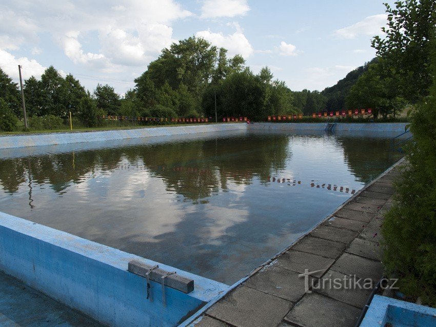 Piscina Rapotin