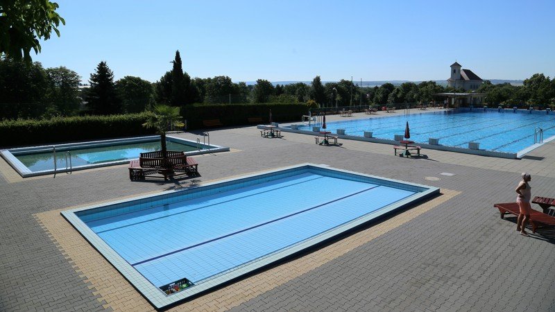 Piscina Slavkov lângă Brno