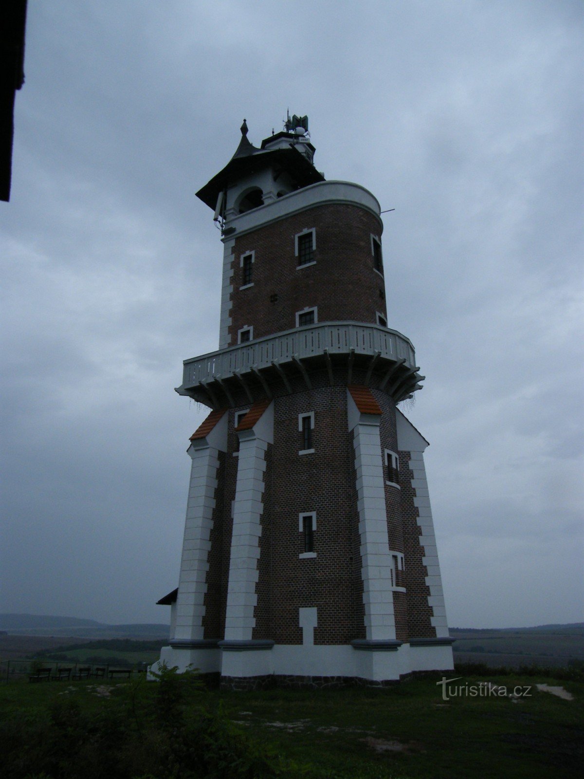Kozí Hrady versus Schiller's lookout tower