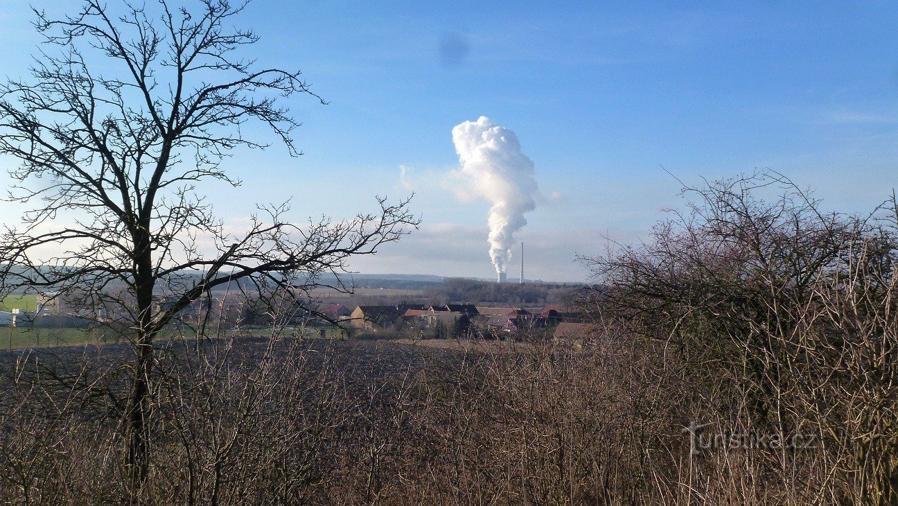 Kozinec - zicht op Chvaletice