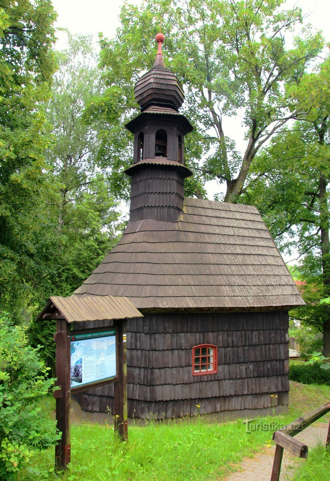 Kozlov cerca de Česká Třebová - capilla de la Virgen María, verano de 2013